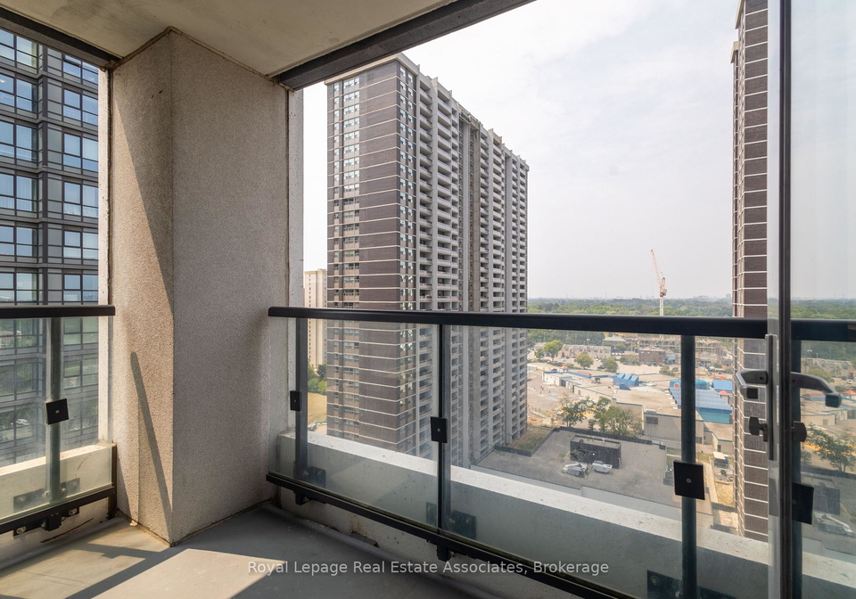 7-mabelle-avenue-etobicoke-ontario-w12328068