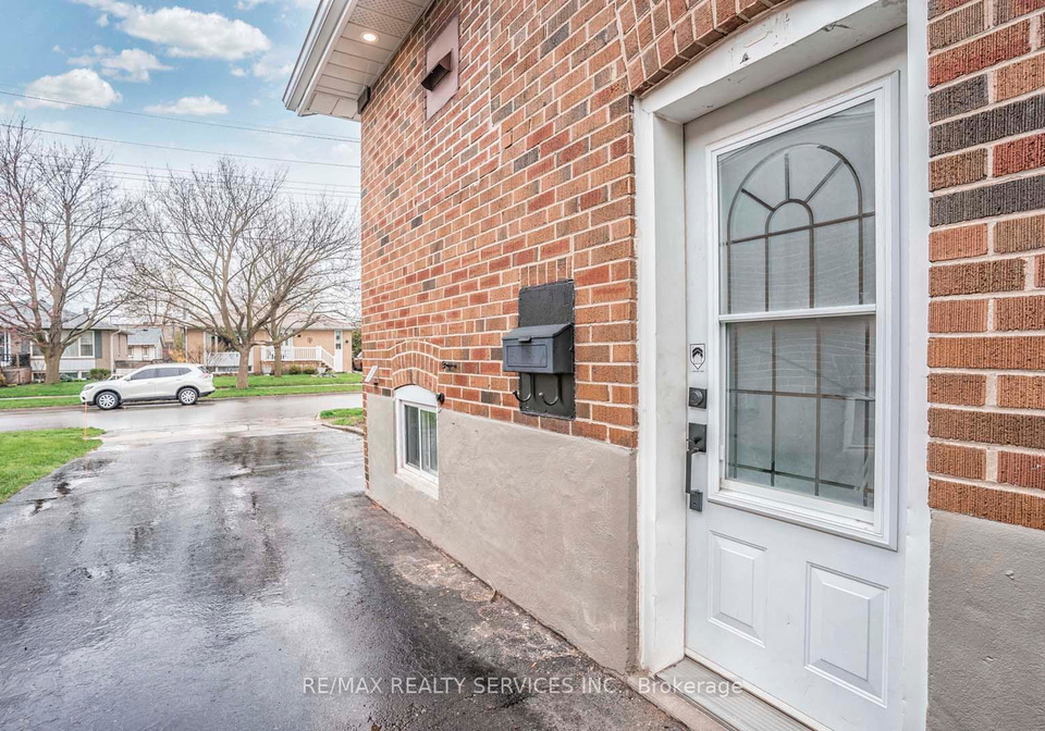 28-prince-charles-drive-halton-hills-ontario-w12328082