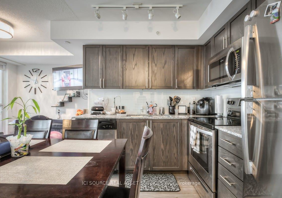 3091-dufferin-street-north-york-ontario-w12328107
