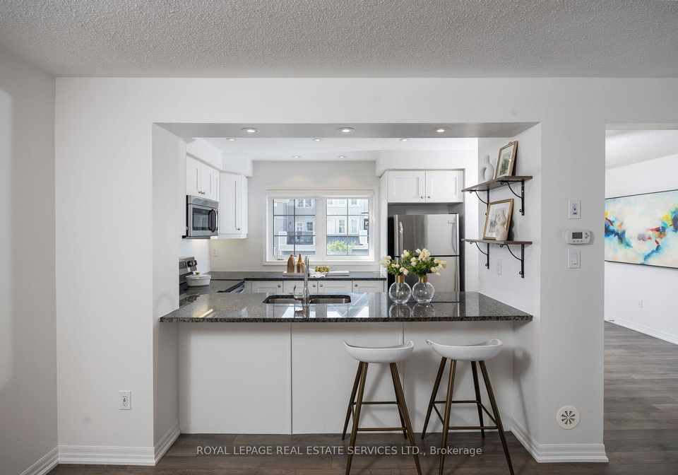 242-betsy-drive-oakville-ontario-w12328127
