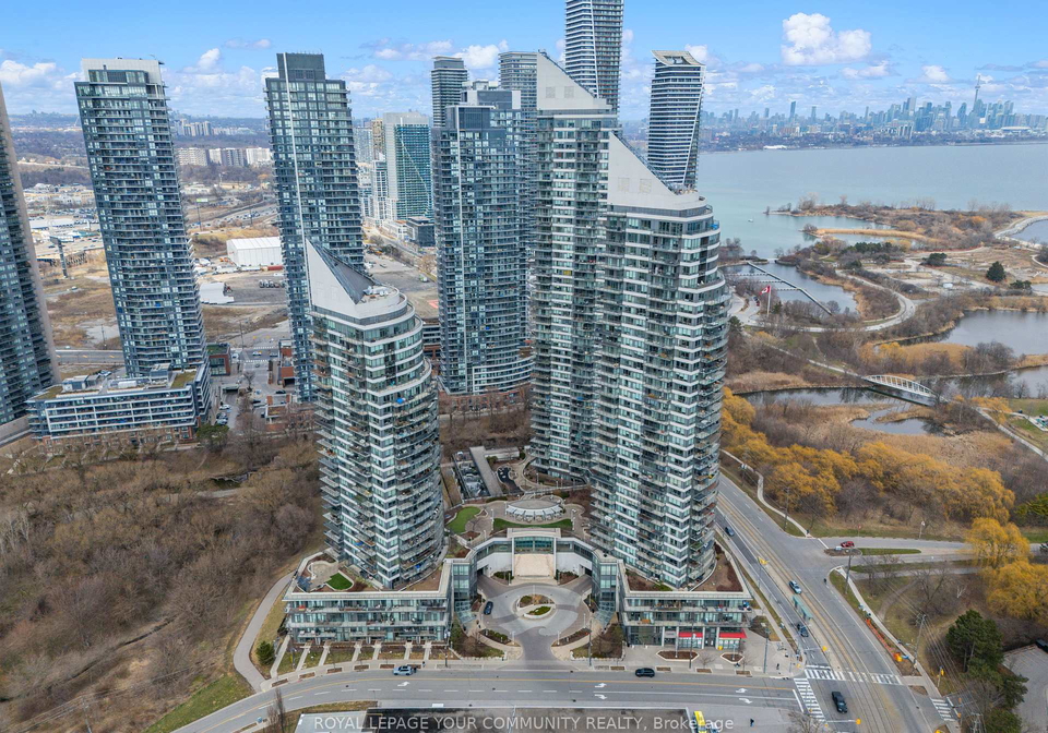 15-legion-road-etobicoke-ontario-w12328167