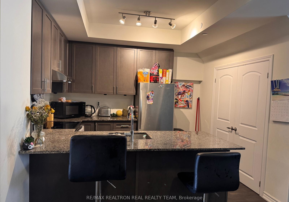 349-wheat-boom-drive-oakville-ontario-w12328192