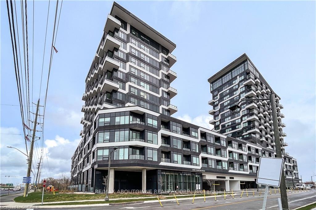 2489-taunton-road-oakville-ontario-w12328287