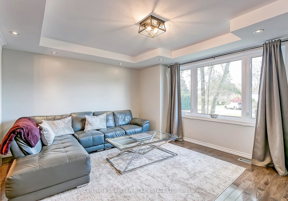231-jennings-crescent-oakville-ontario-w12328319