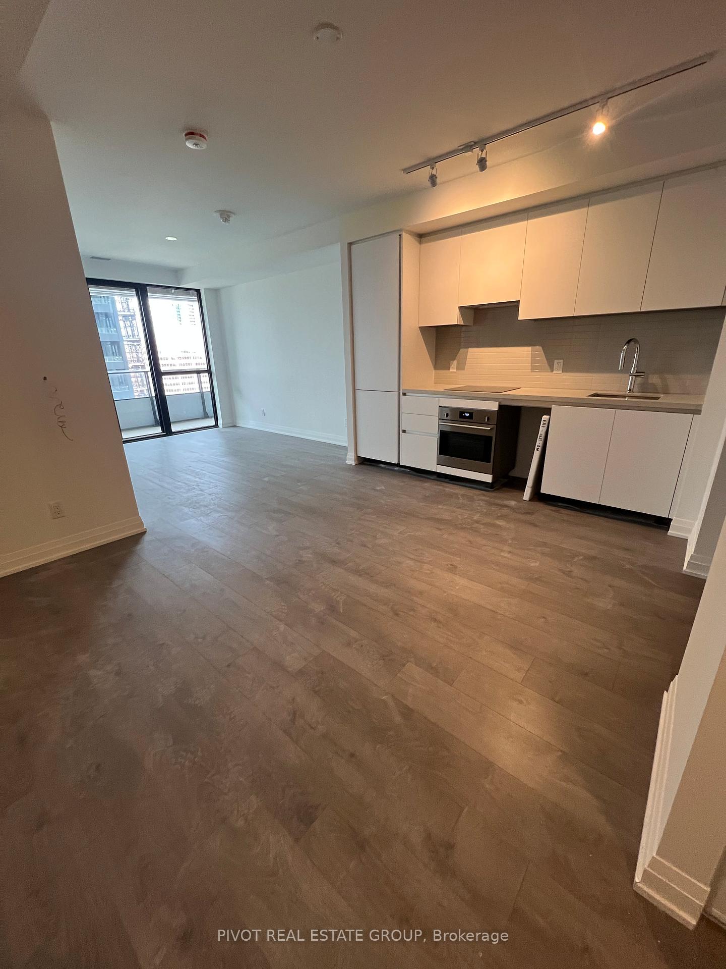 4015-the-exchange-na-mississauga-ontario-w12328376