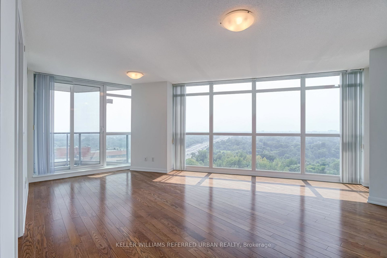 215-sherway-gardens-road-etobicoke-ontario-w12328630