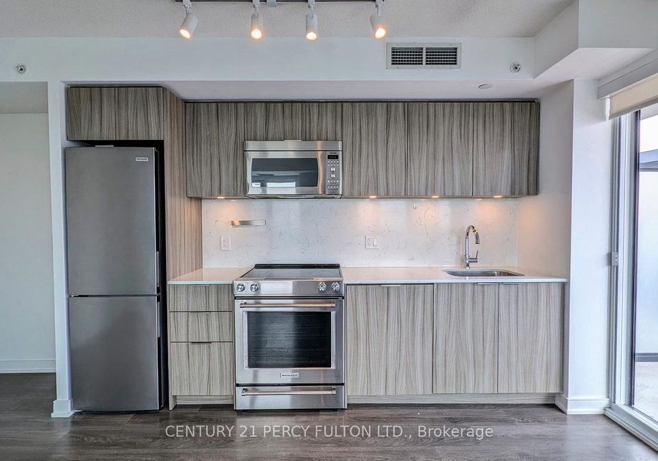 30-samuel-wood-way-etobicoke-ontario-w12328746