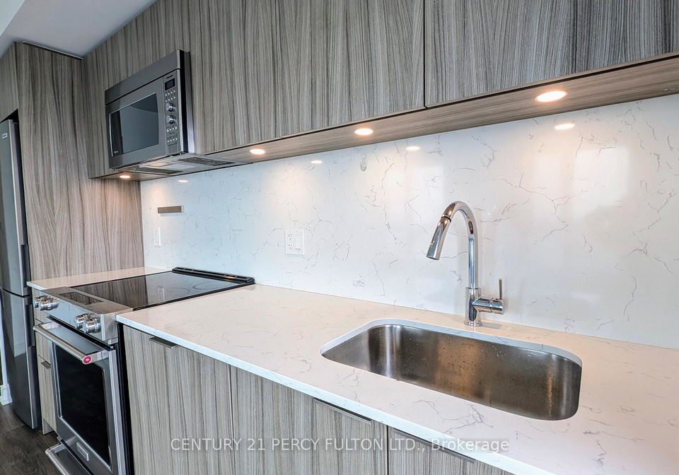 30-samuel-wood-way-etobicoke-ontario-w12328746