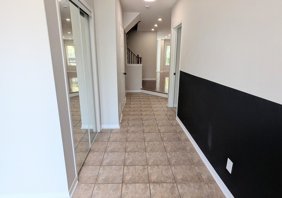 7611-black-walnut-trail-mississauga-ontario-w12328801