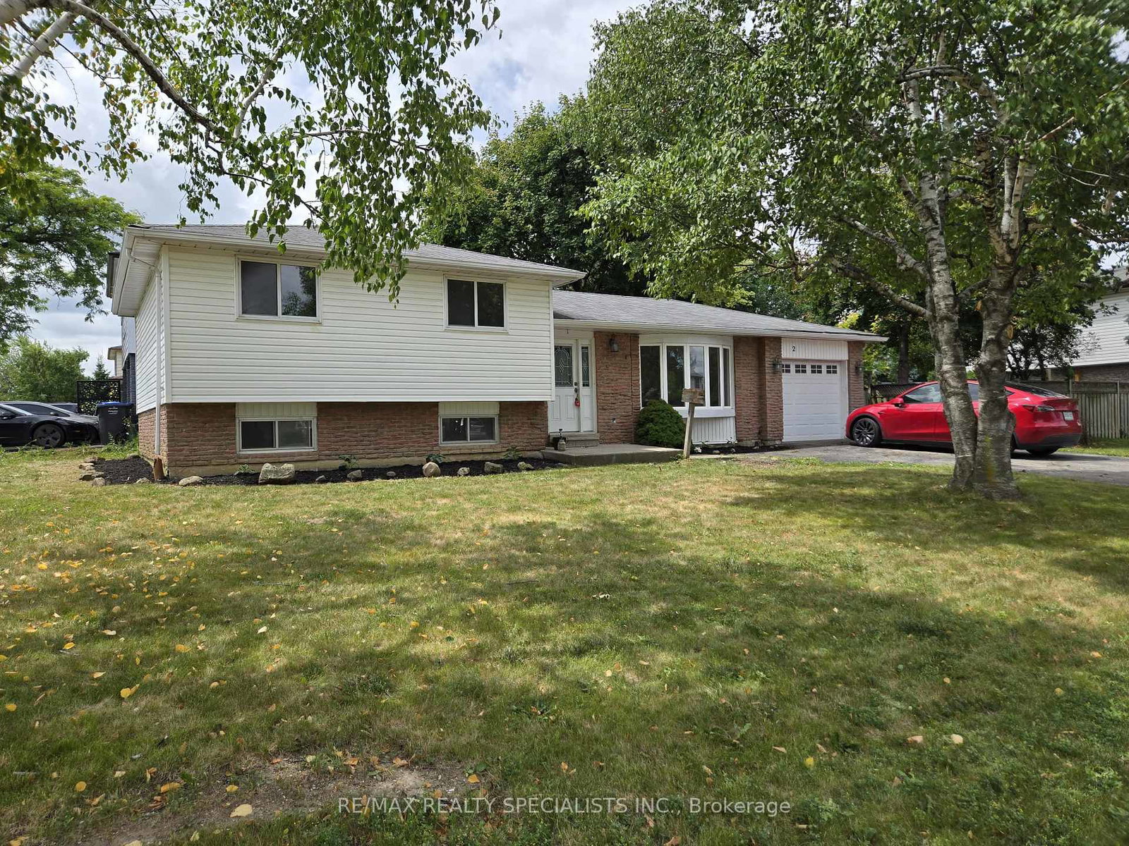 grovetree-place-brampton-ontario-w12328886