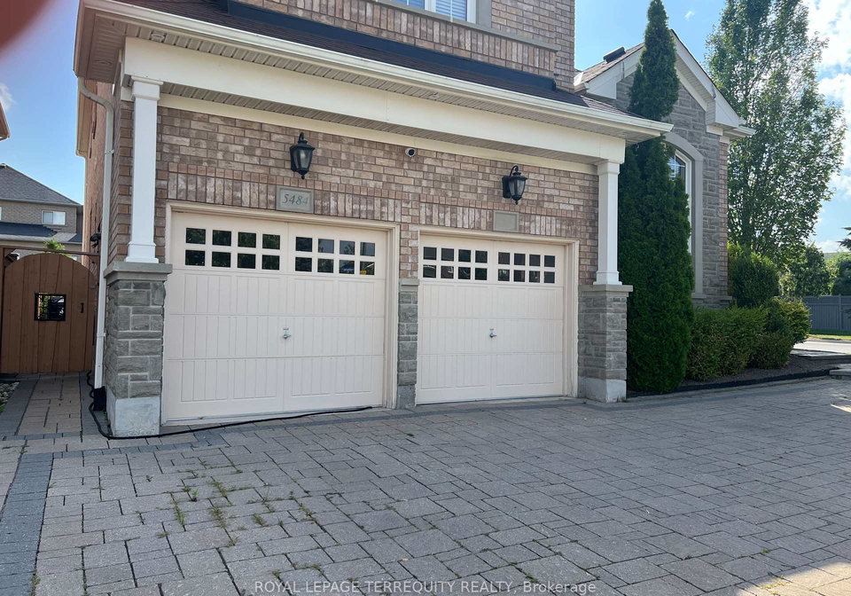 5484-freshwater-drive-mississauga-ontario-w12328920
