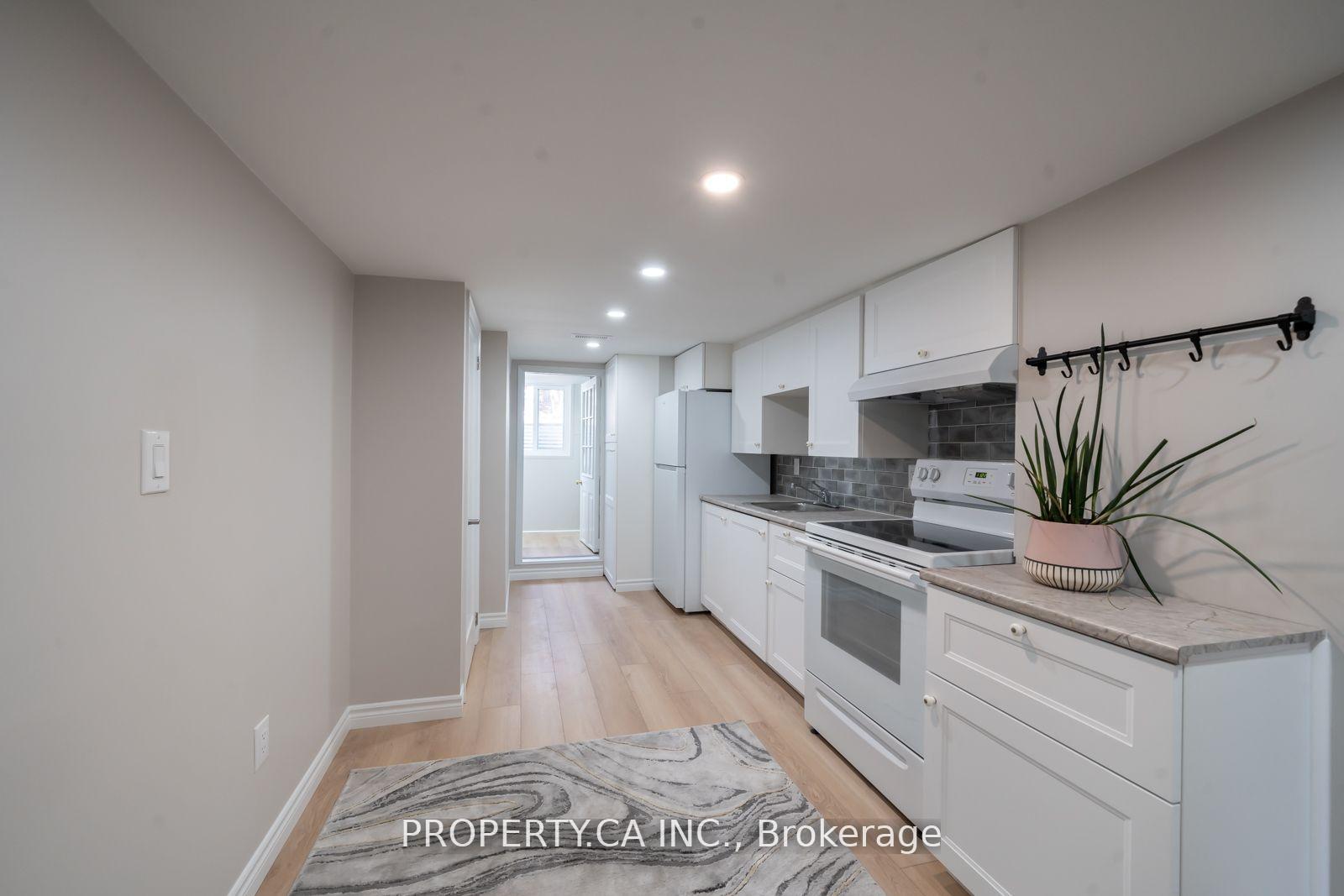 557-perth-avenue-toronto-ontario-w12328971