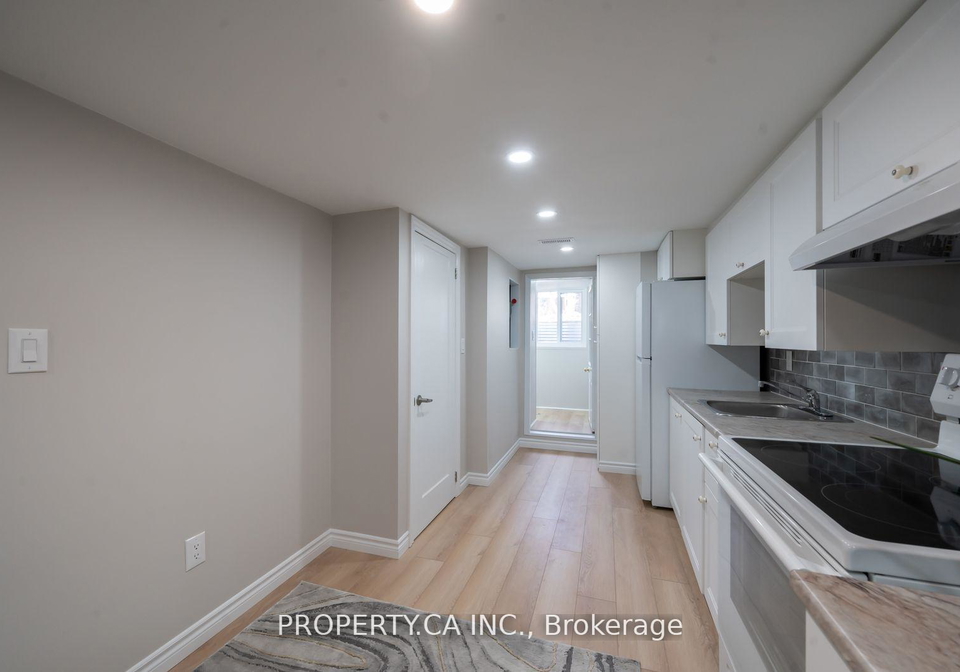 557-perth-avenue-toronto-ontario-w12328971
