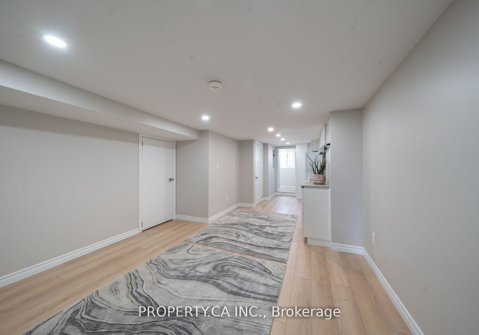 557-perth-avenue-toronto-ontario-w12328971
