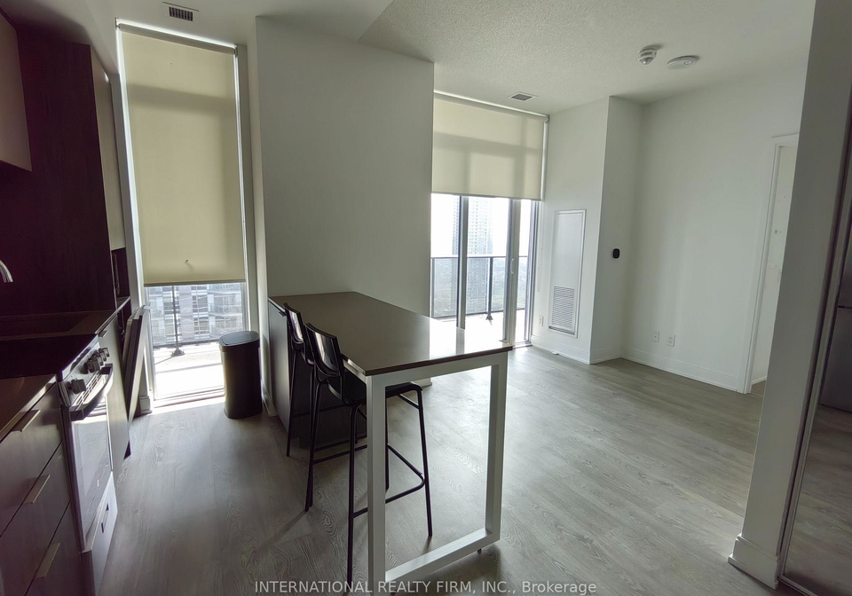 70-annie-craig-drive-etobicoke-ontario-w12329109