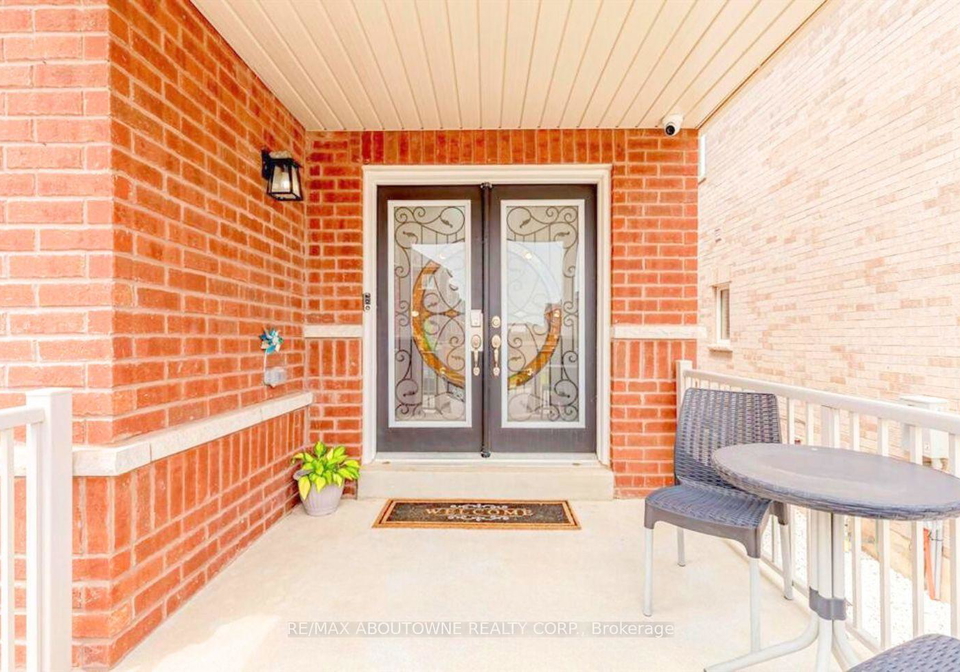 513-bessborough-drive-milton-ontario-w12329232