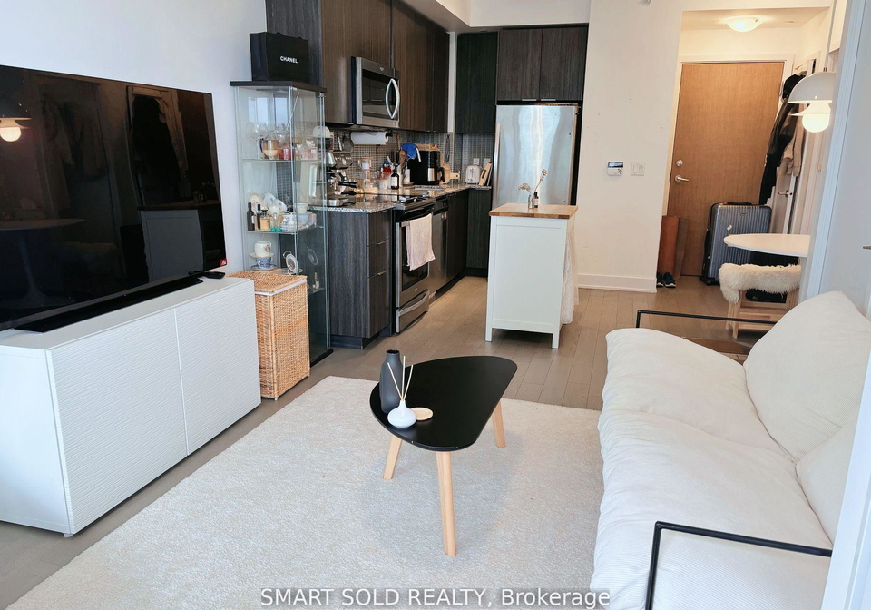 30-shore-breeze-drive-etobicoke-ontario-w12329388