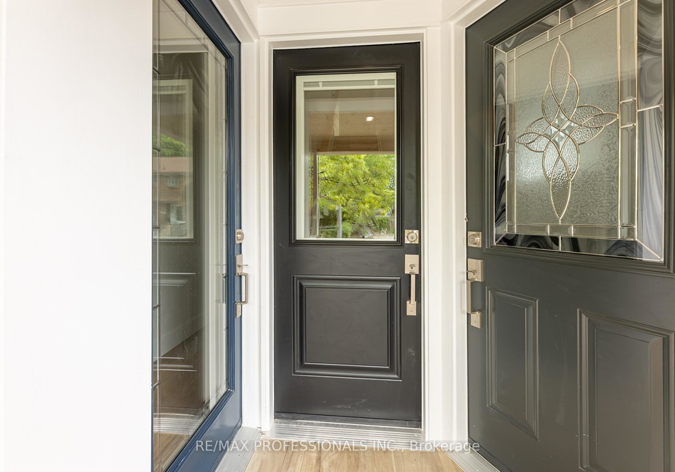 130-jane-street-toronto-ontario-w12329634
