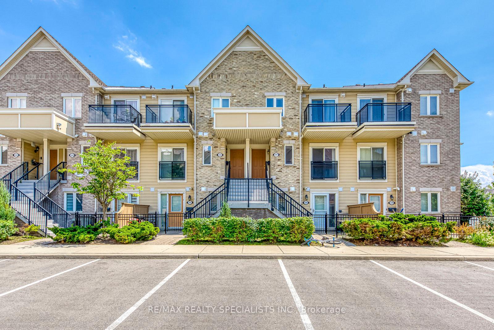 4975-southampton-drive-mississauga-ontario-w12329678