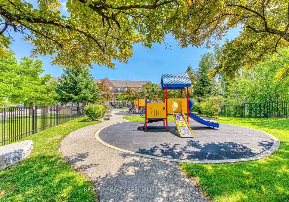 4975-southampton-drive-mississauga-ontario-w12329678
