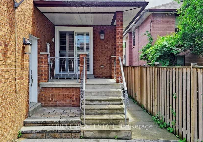 18-rosemeade-avenue-etobicoke-ontario-w12330091