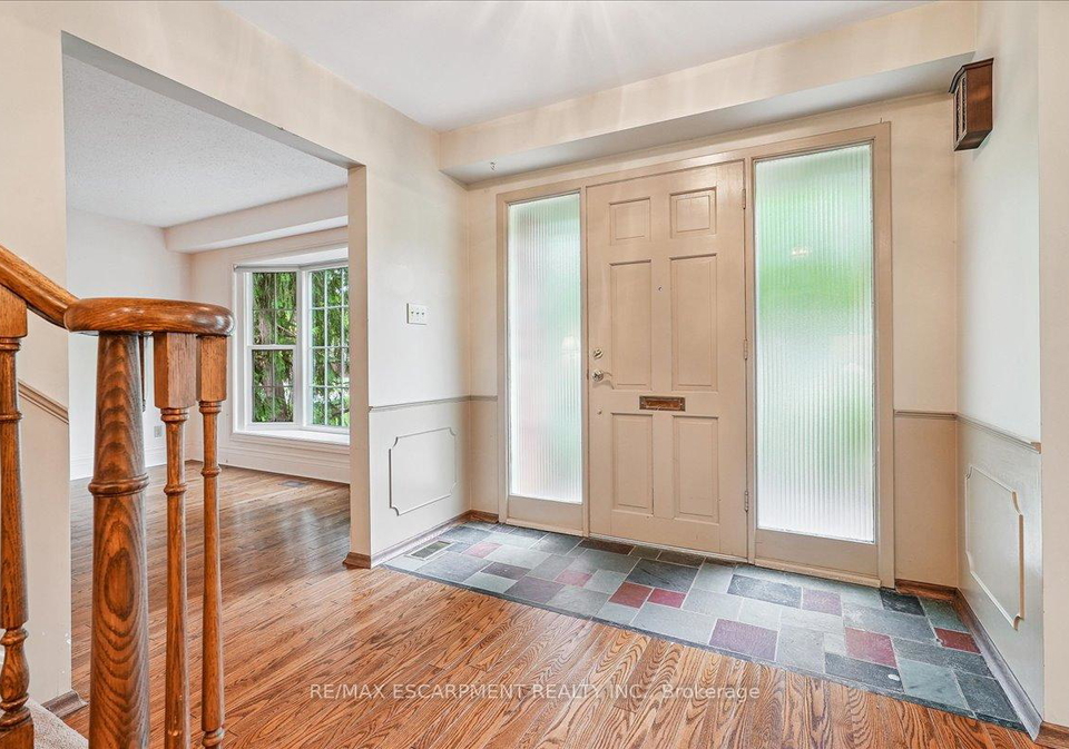 247-beechfield-road-oakville-ontario-w12330258