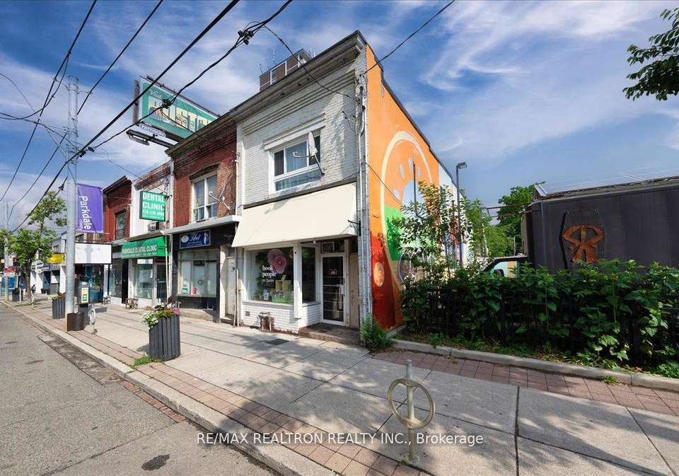 1640-queen-street-w-toronto-ontario-w12330382
