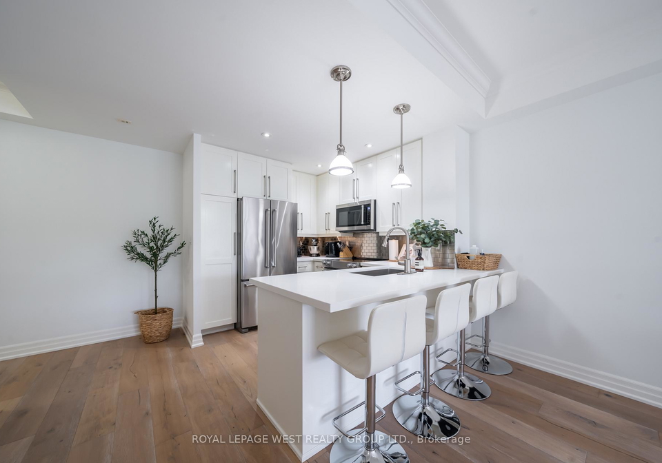 2855-bloor-street-w-etobicoke-ontario-w12330570