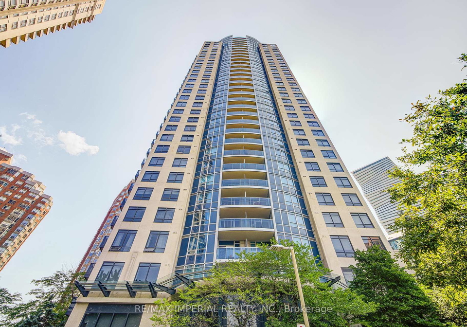 330-burnhamthorpe-road-w-mississauga-ontario-w12330732
