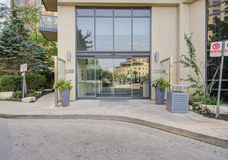 330-burnhamthorpe-road-w-mississauga-ontario-w12330732