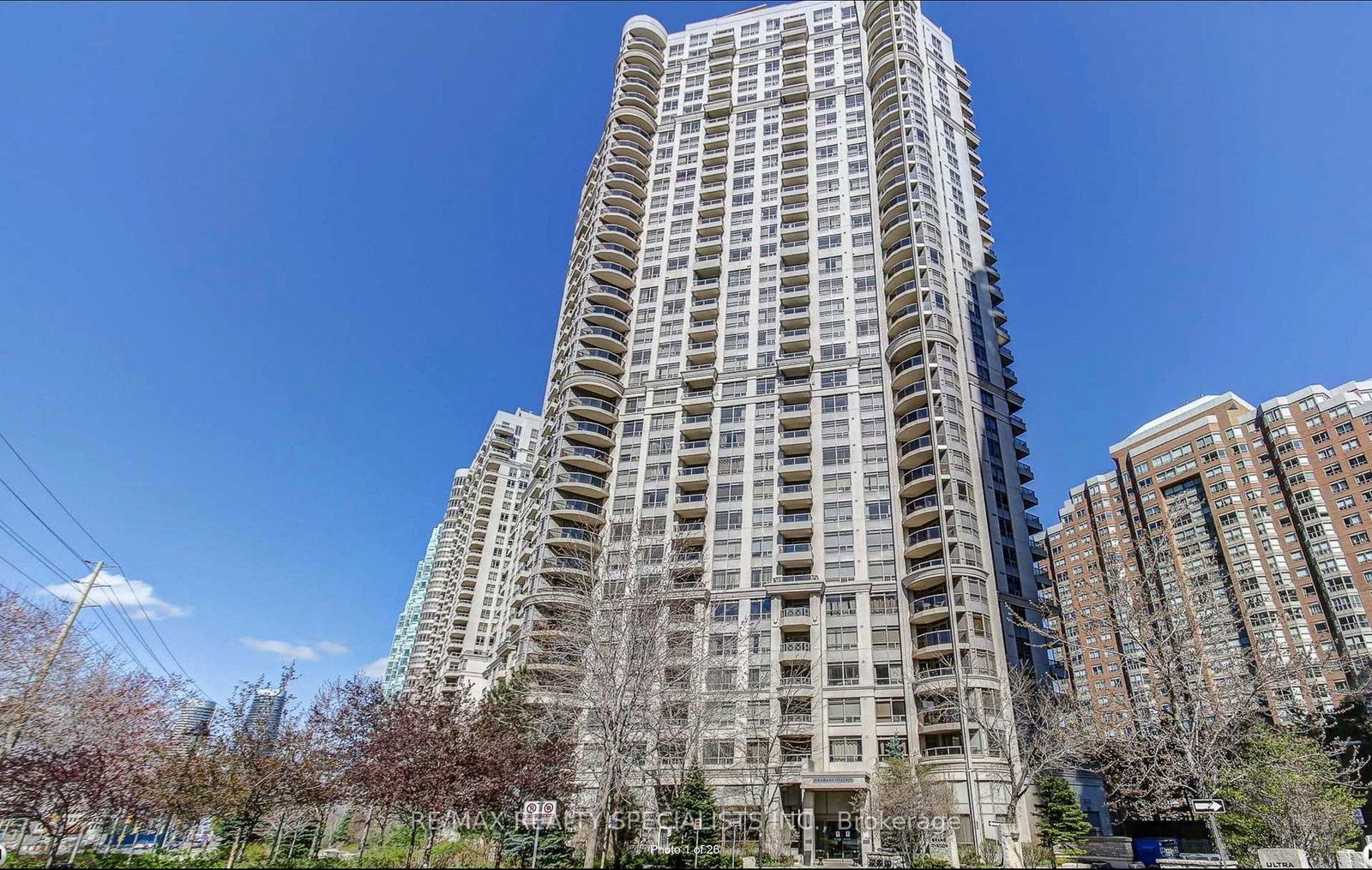 310-burnhamthorpe-road-w-mississauga-ontario-w12330967