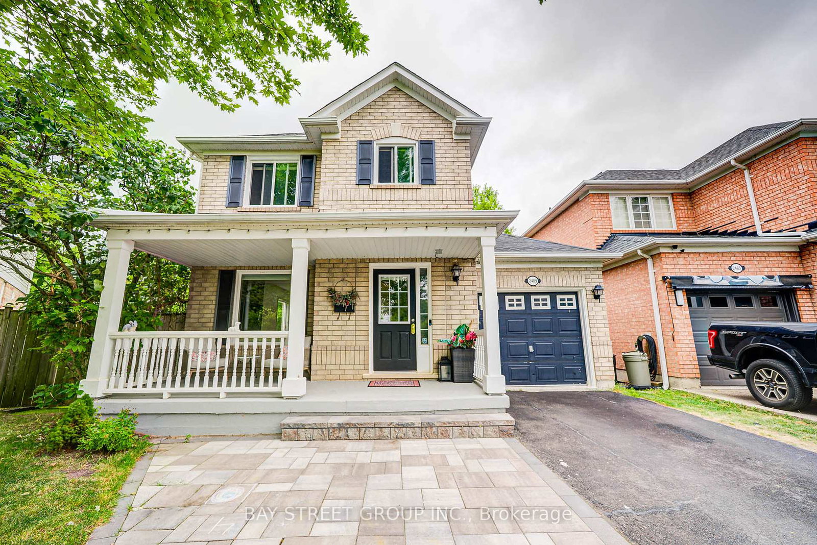 2489-falkland-crescent-oakville-ontario-w12331013