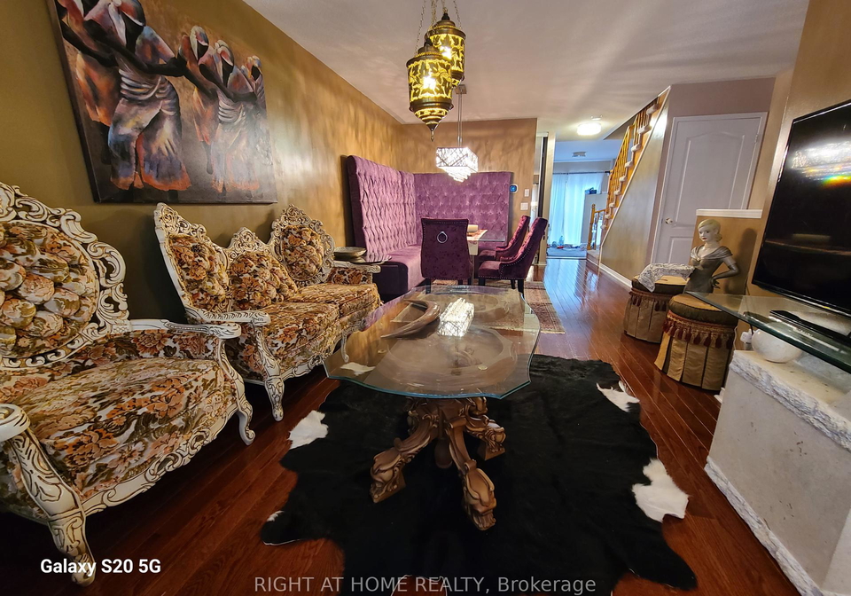 3020-cedarglen-gate-mississauga-ontario-w12331247
