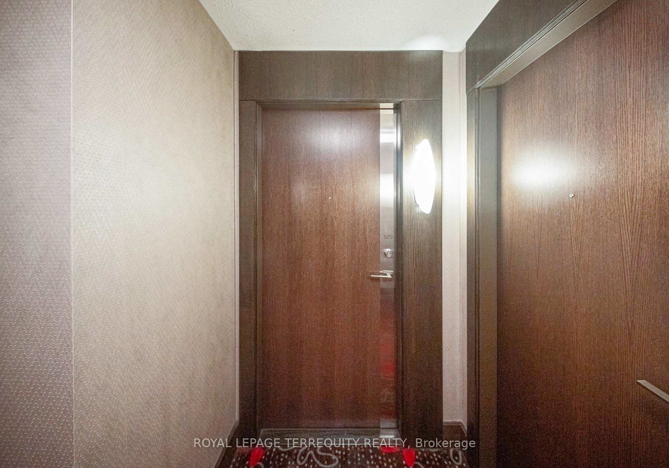 2-eva-road-etobicoke-ontario-w12331259