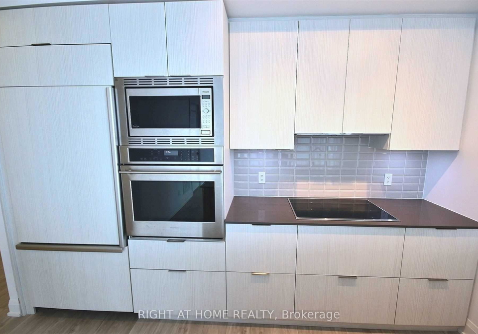 56-annie-craig-drive-etobicoke-ontario-w12331441