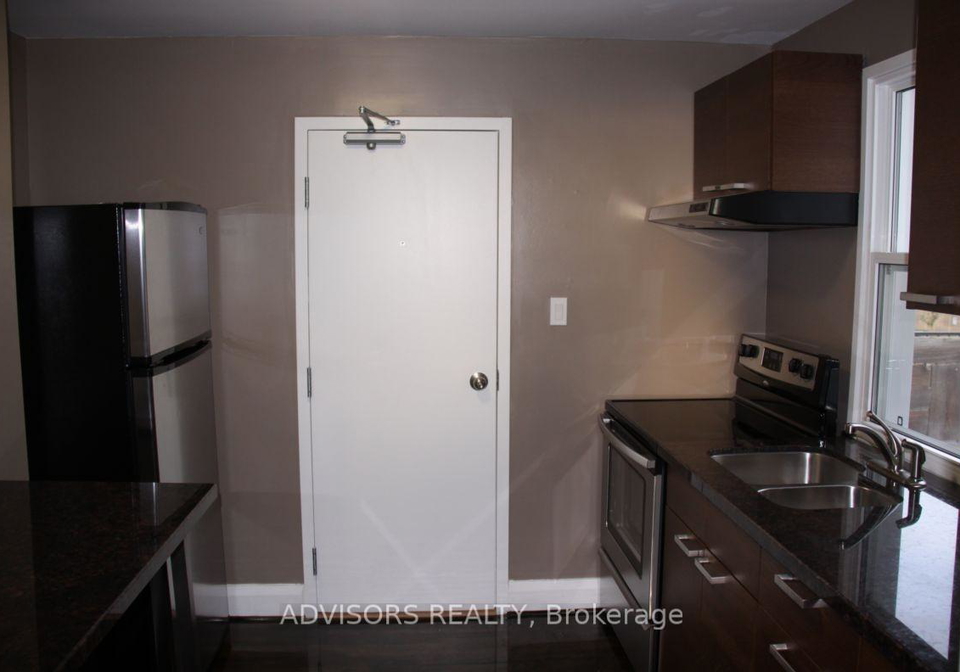 3717-lakeshore-boulevard-w-etobicoke-ontario-w12331589