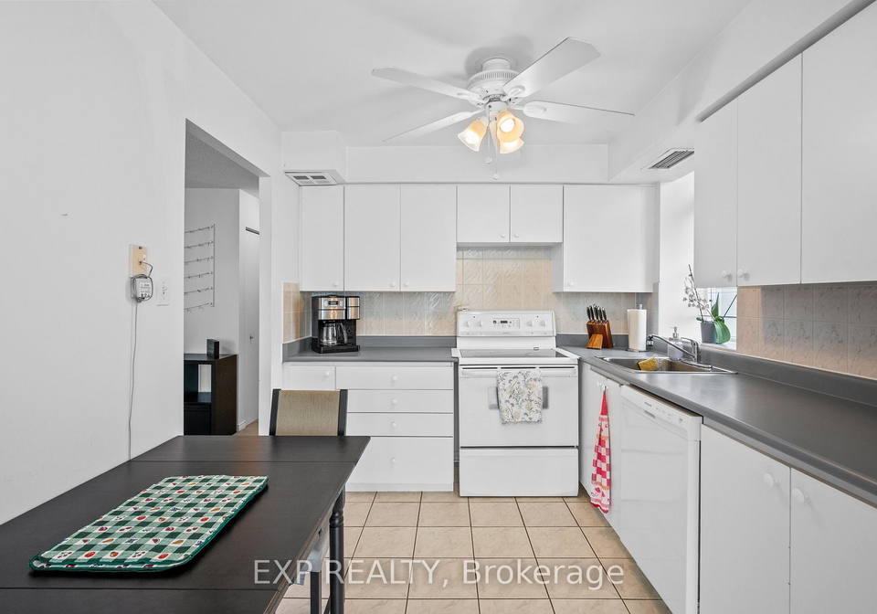 2470-eglinton-avenue-w-north-york-ontario-w12331612
