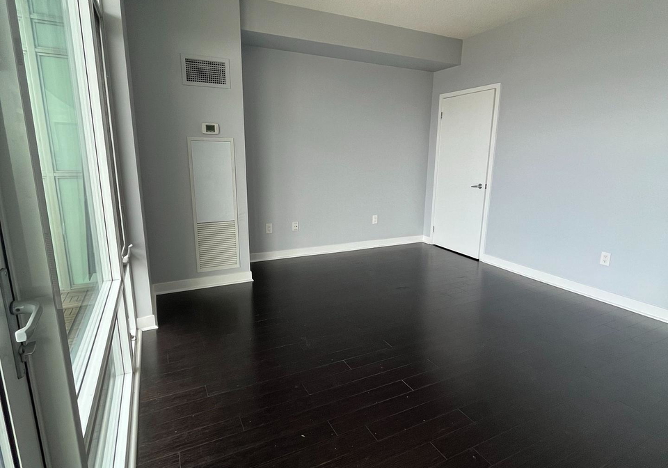 360-square-one-drive-mississauga-ontario-w12331667