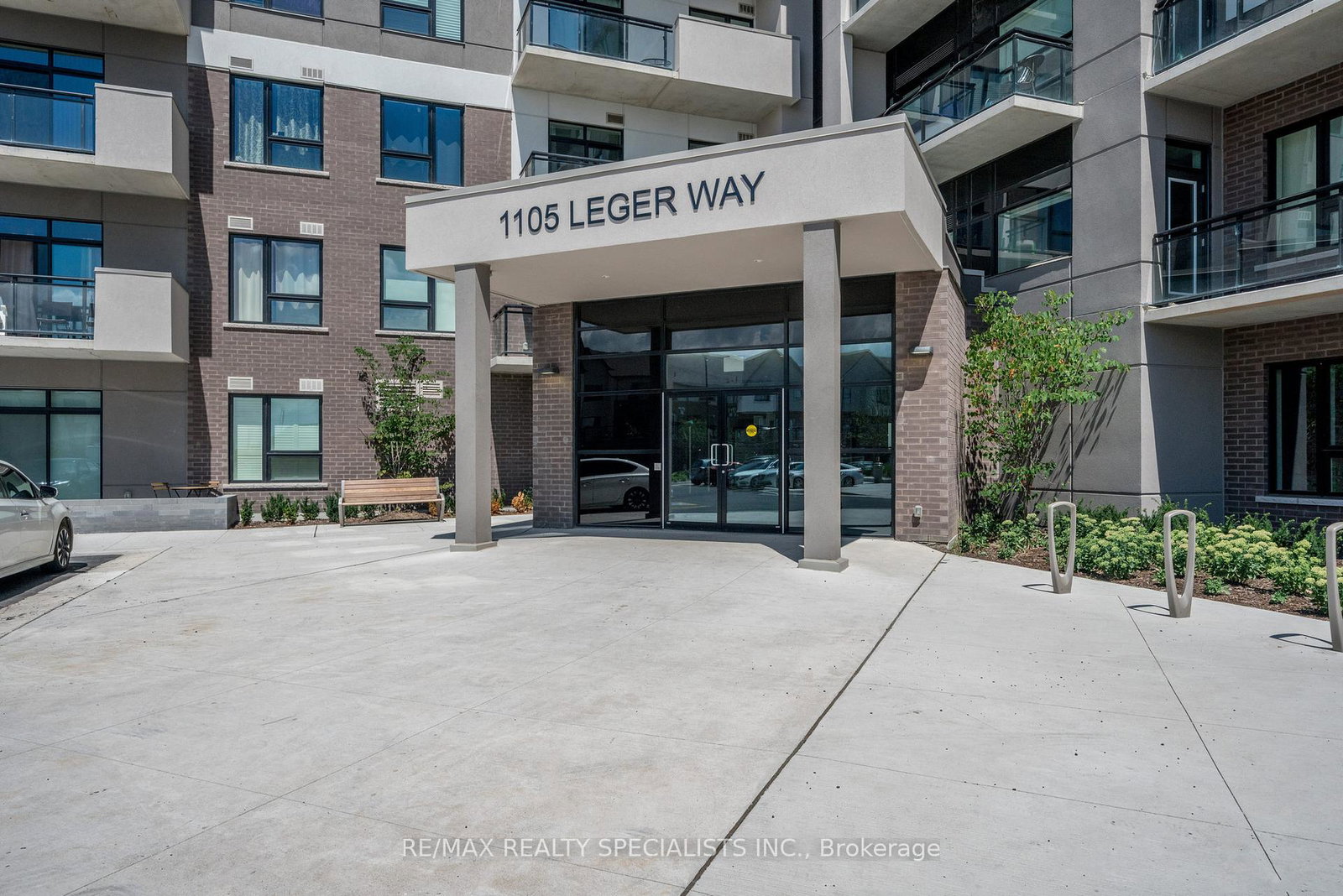 1105-leger-way-milton-ontario-w12332067