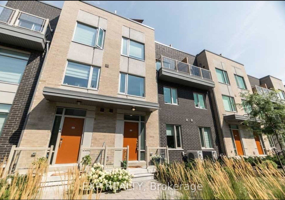 22-applewood-lane-etobicoke-ontario-w12332141