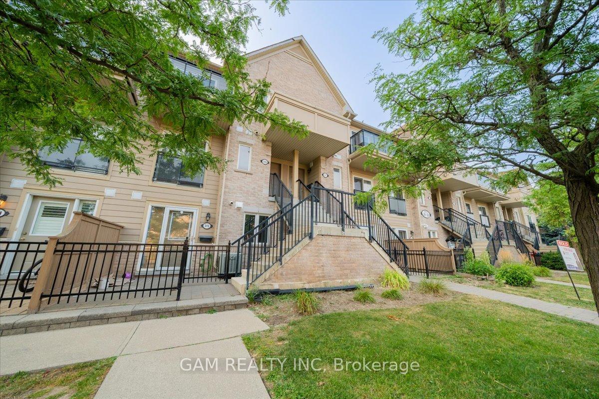 4975-southhampton-drive-mississauga-ontario-w12332258