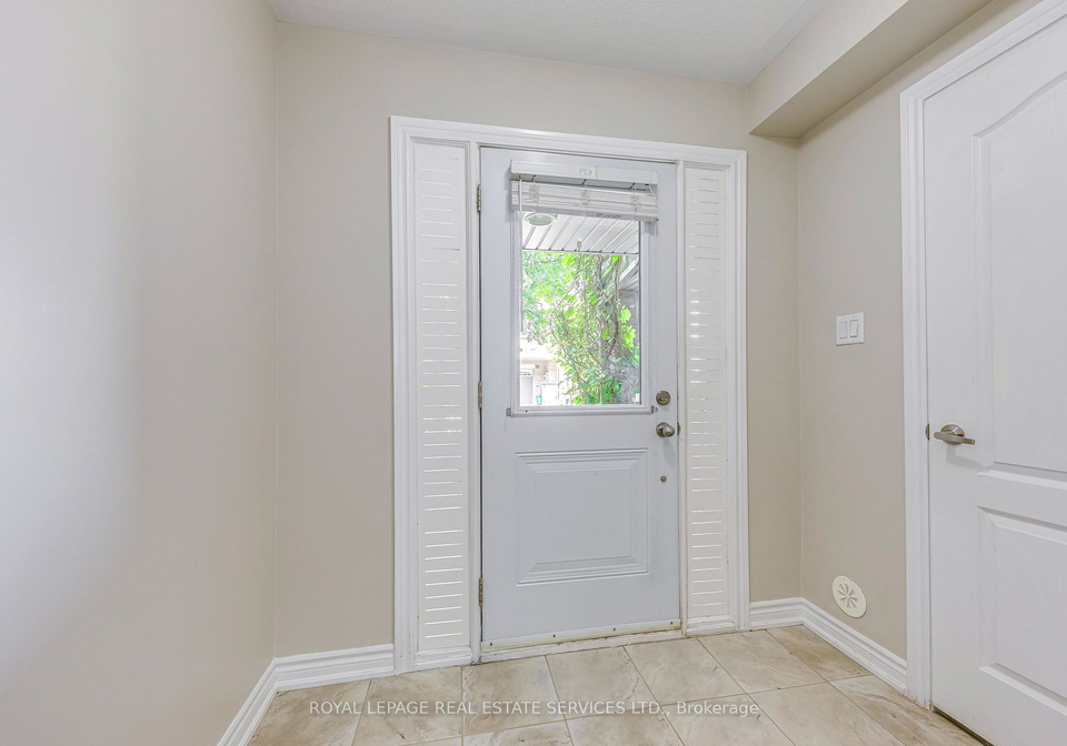2435-greenwich-drive-oakville-ontario-w12332353