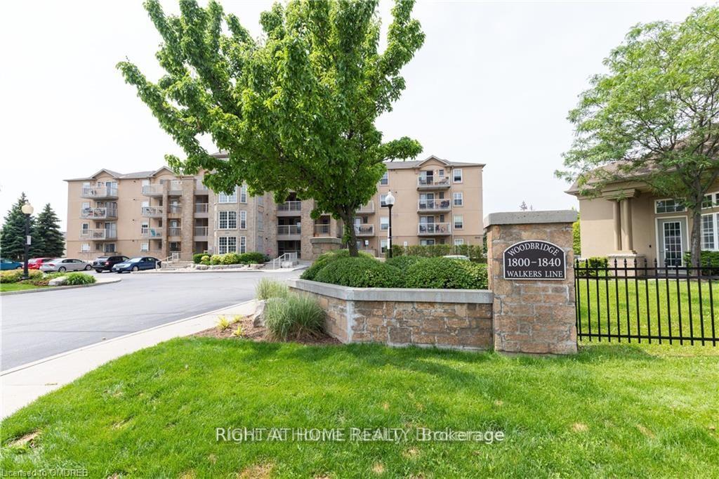 1810-walkers-line-burlington-ontario-w12332365