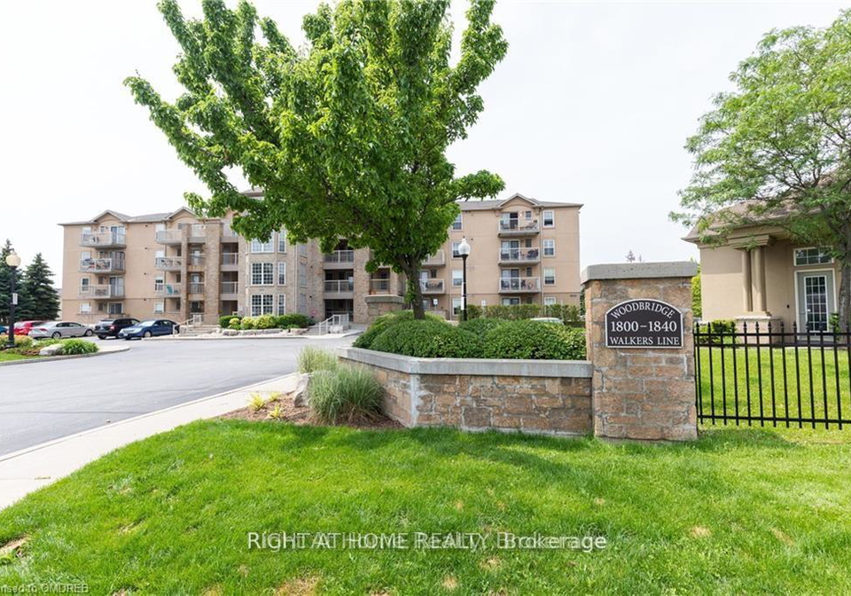 1810-walkers-line-burlington-ontario-w12332365