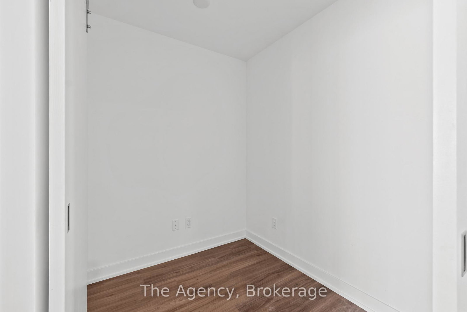 370-martha-street-burlington-ontario-w12332524