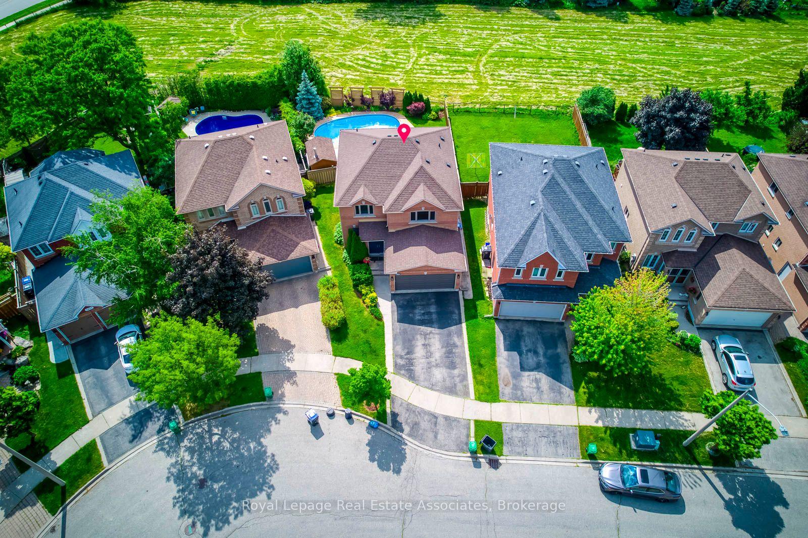 3930-baggins-court-mississauga-ontario-w12332544