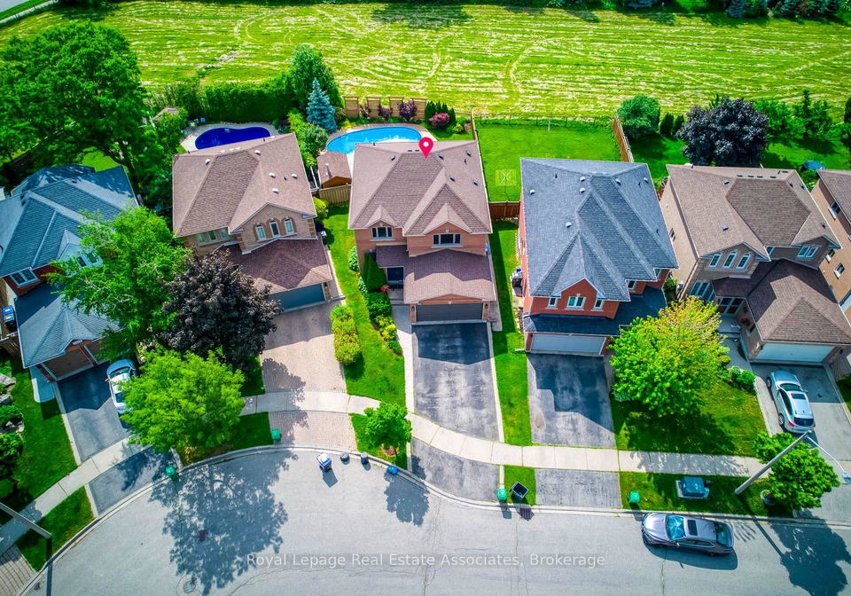 3930-baggins-court-mississauga-ontario-w12332544