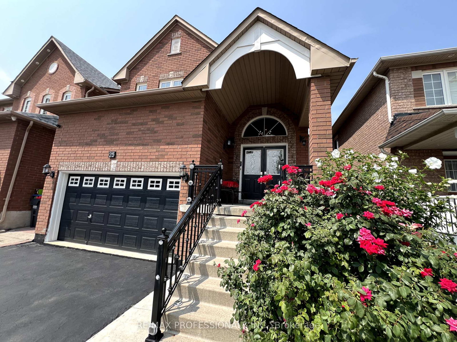 23-whitehouse-crescent-brampton-ontario-w12332718