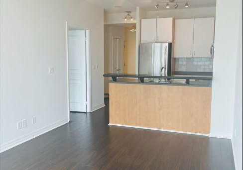 220-burnhamthorpe-road-se-mississauga-ontario-w12332830