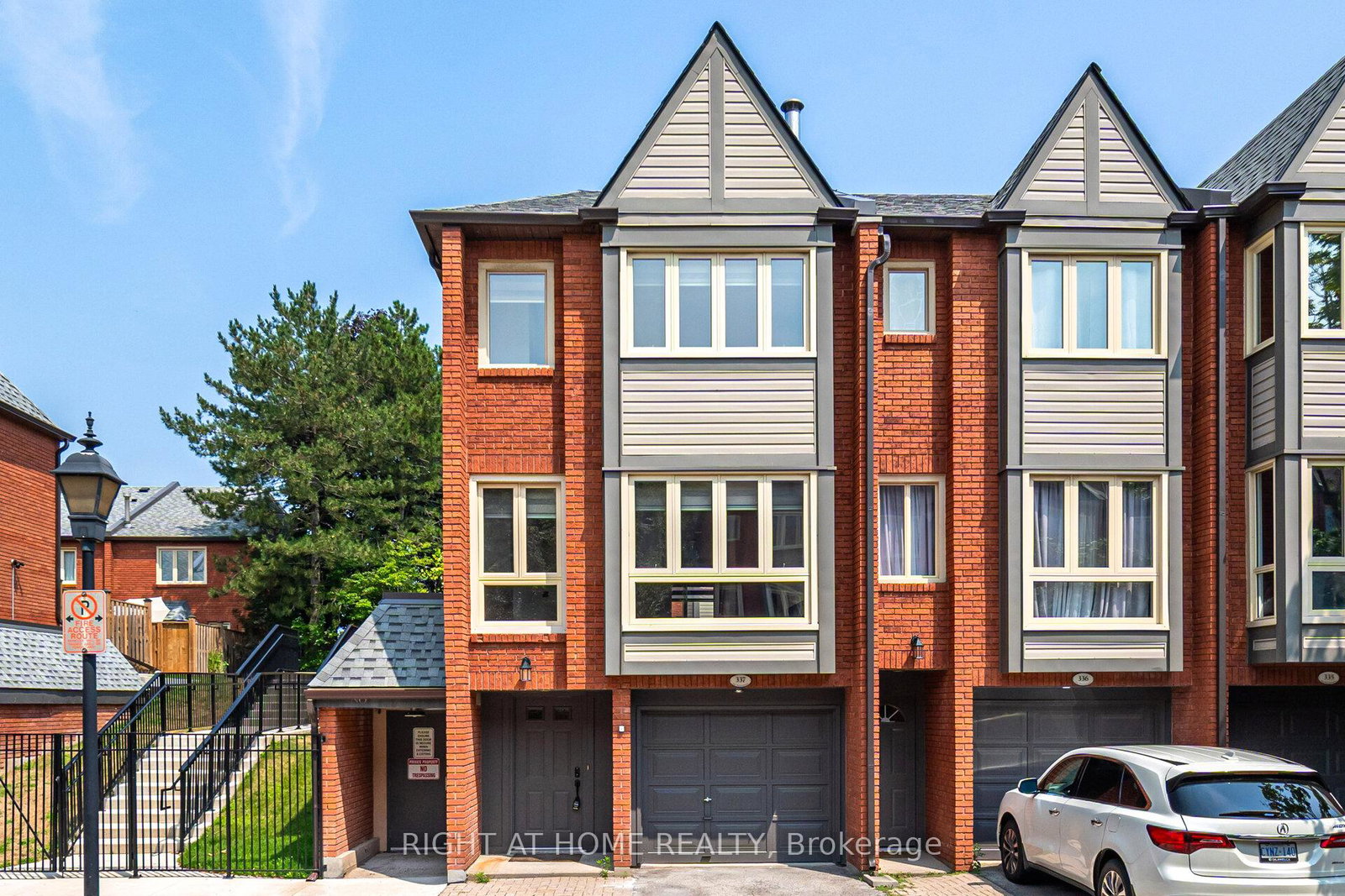 895-maple-avenue-burlington-ontario-w12332849